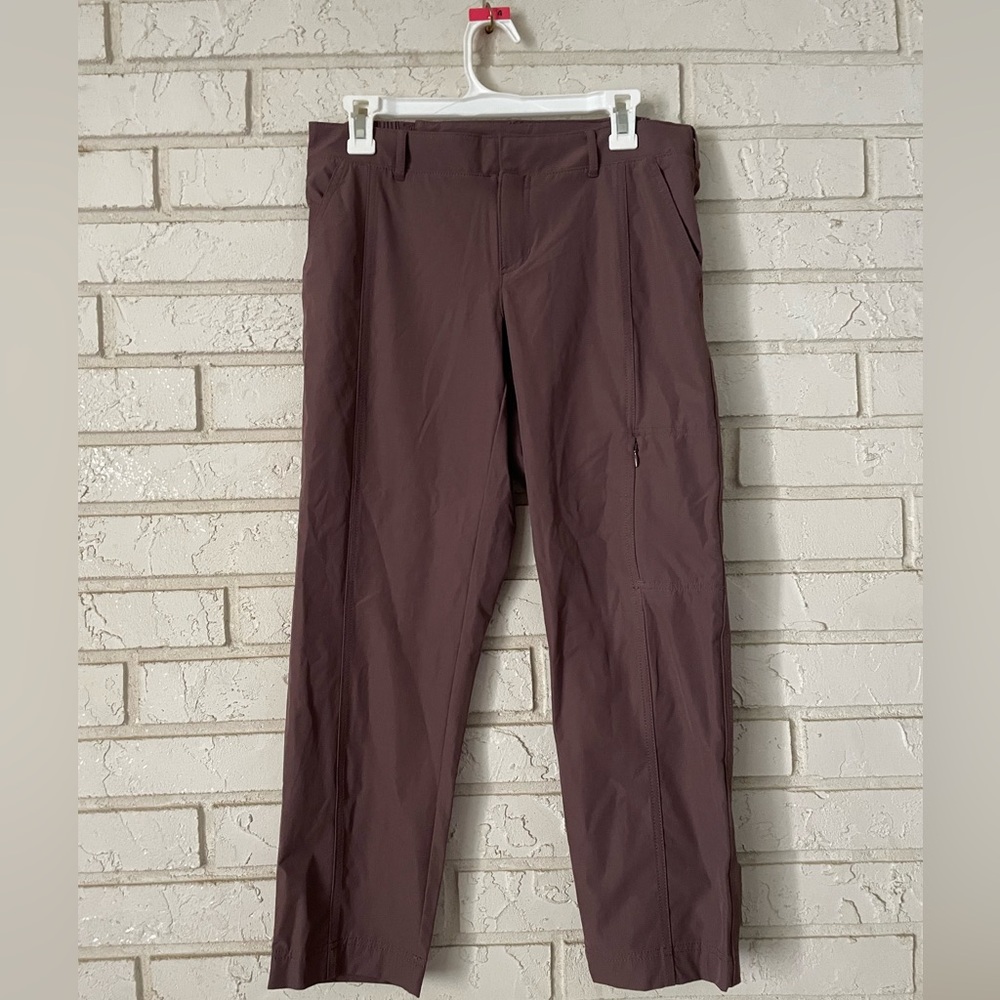 Kirkland Signature Ladies Travel Pants - size 4